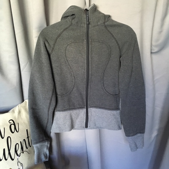 lululemon athletica Tops - LULULEMON gray scuba hoodie